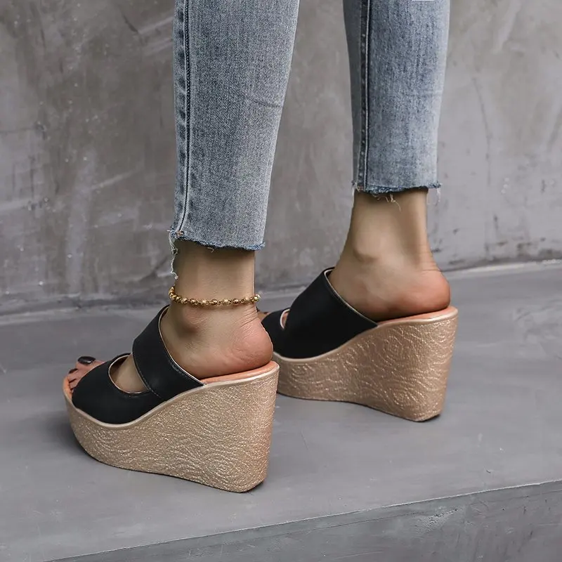 

Women High Heel Slippers Fashion Waterproof Platform Female Flip Flops Thick Bottom Slides Women Roman Sandals Outdoor Shoes