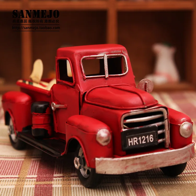 

Christmas Red Metal Truck Kids Vintage Truck with Movable Wheel Table Decor X