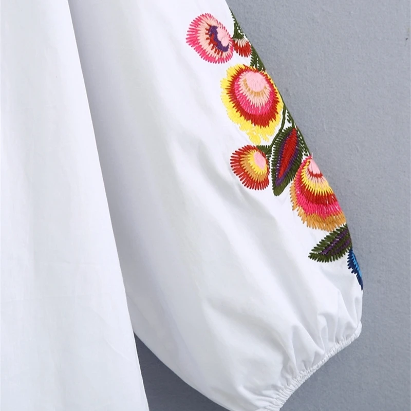 

YOSIBCD Women 2021 Fashion Floral Embroidery Loose Blouses Vintage Tied Tassel V Long Sleeve Female Shirts Chic Tops