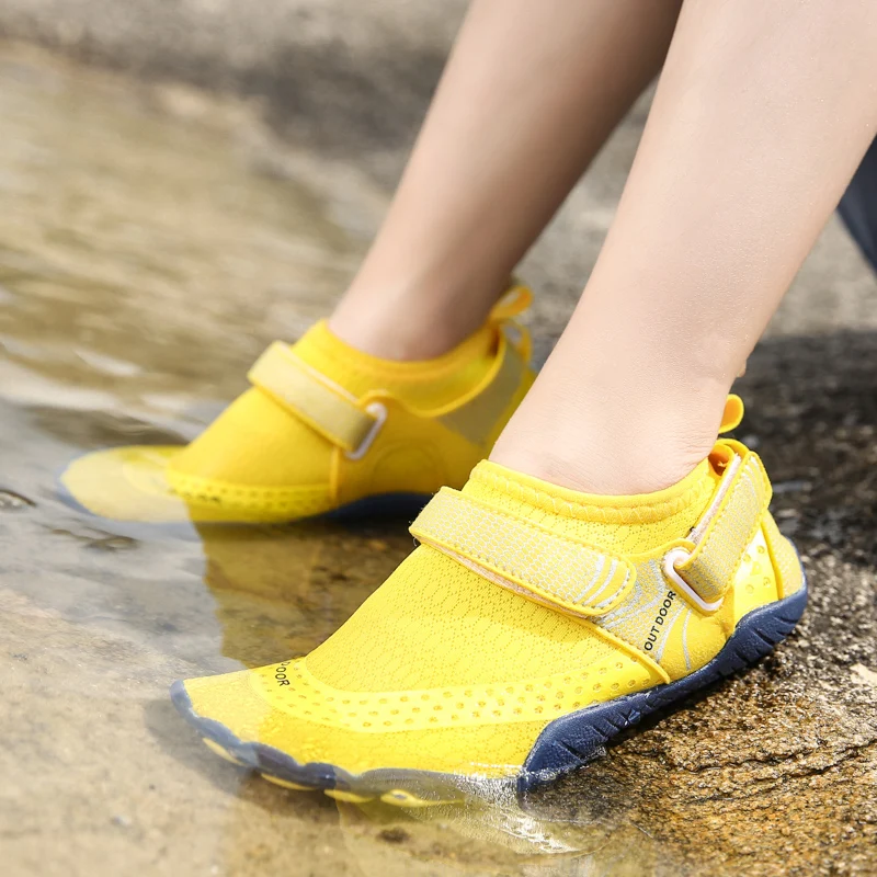 

Summer Kids Aqua Shoes Barefoot Water Beach Wading Aqua shoes Child Swimming Watersport Sneakers Boys Child Pool Swim Kinderen