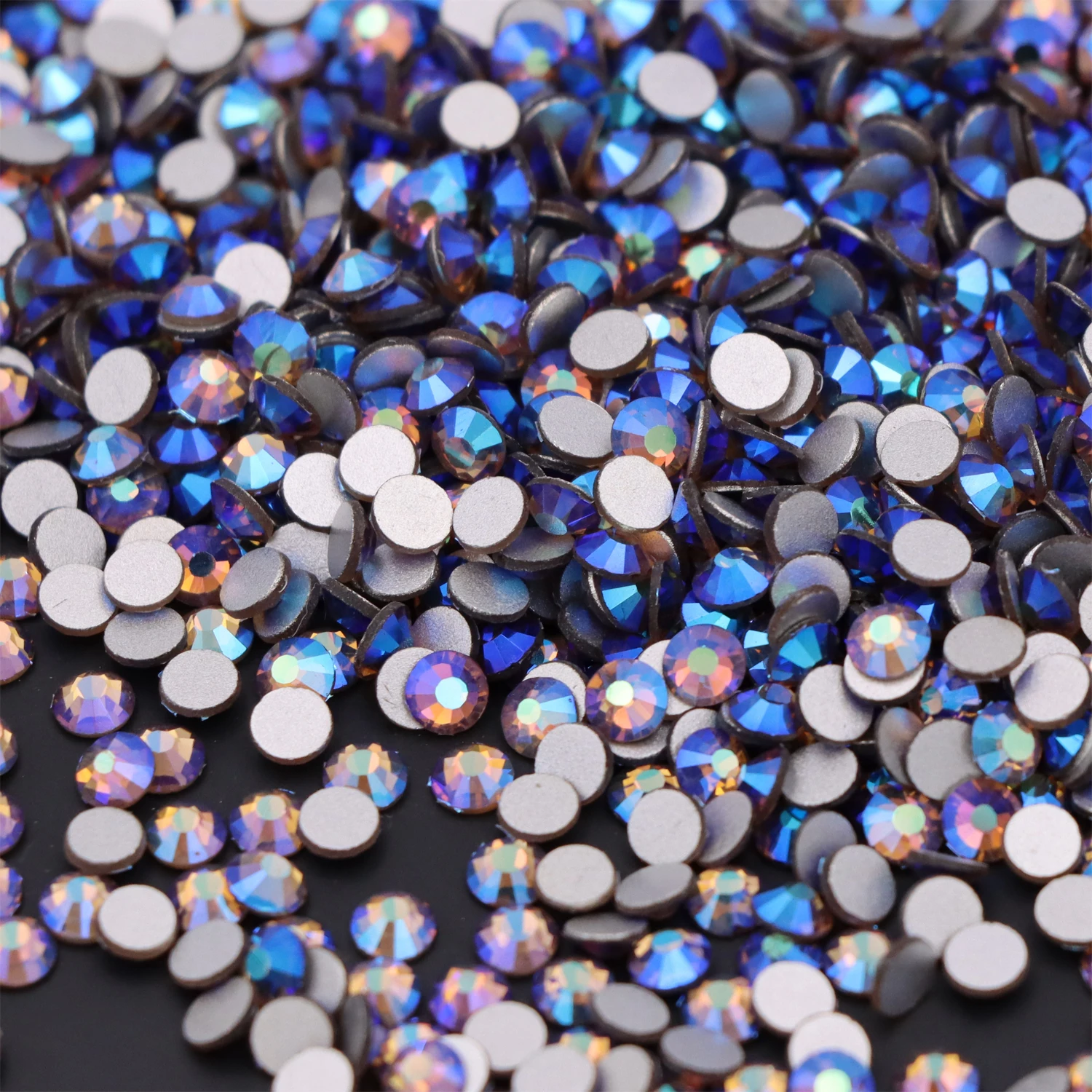 Искусственные камни с плоским основанием клей на не горячей фиксации стразы