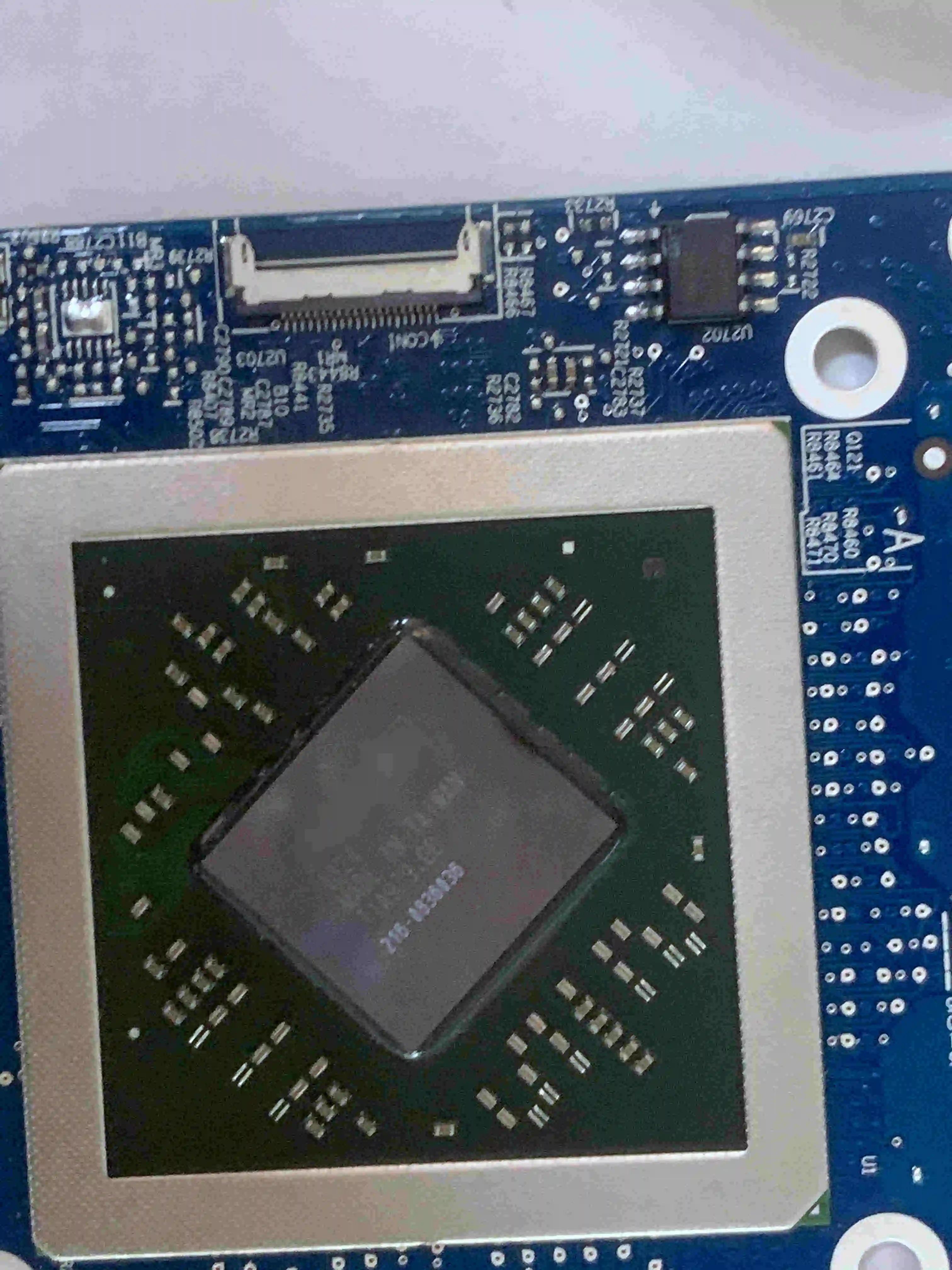 Новинка для DELL ALIENWARE HD 7970M 2 ГБ GDDR5 GPU видеокарта 216-0836036 M15x M17x R3 R4 M18x R1 R2 9XVK3 747m2 Hybrid