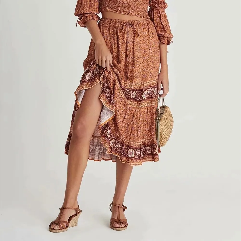 

2022 Bohemian Stream Flower Print Long Skirt Stitching Ruched Ruffle Holiday Women Adjust Stream Waist Swing Skirts Beach A573