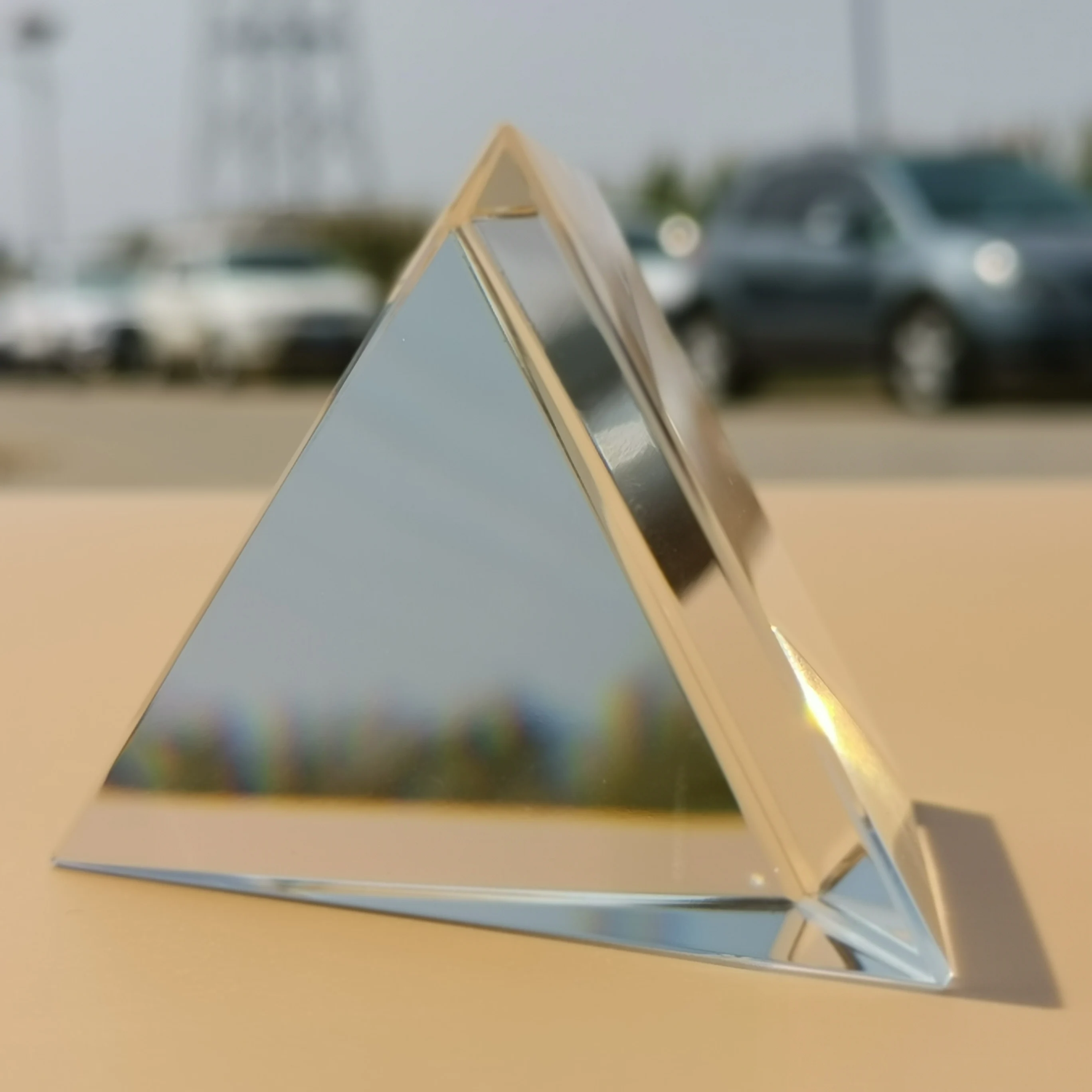 Egyptian Pyramids K9 Glass Pyramid 80mm Rainbow Crystal Photography Triangle Light Guide Science Optics Teaching Spectrum Tools