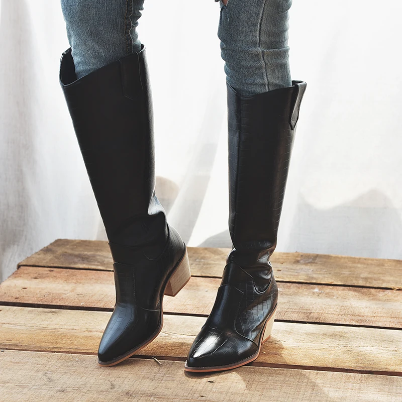 Зимние теплые ботинки короткие женские ковбойские вечерние туфли для танцев