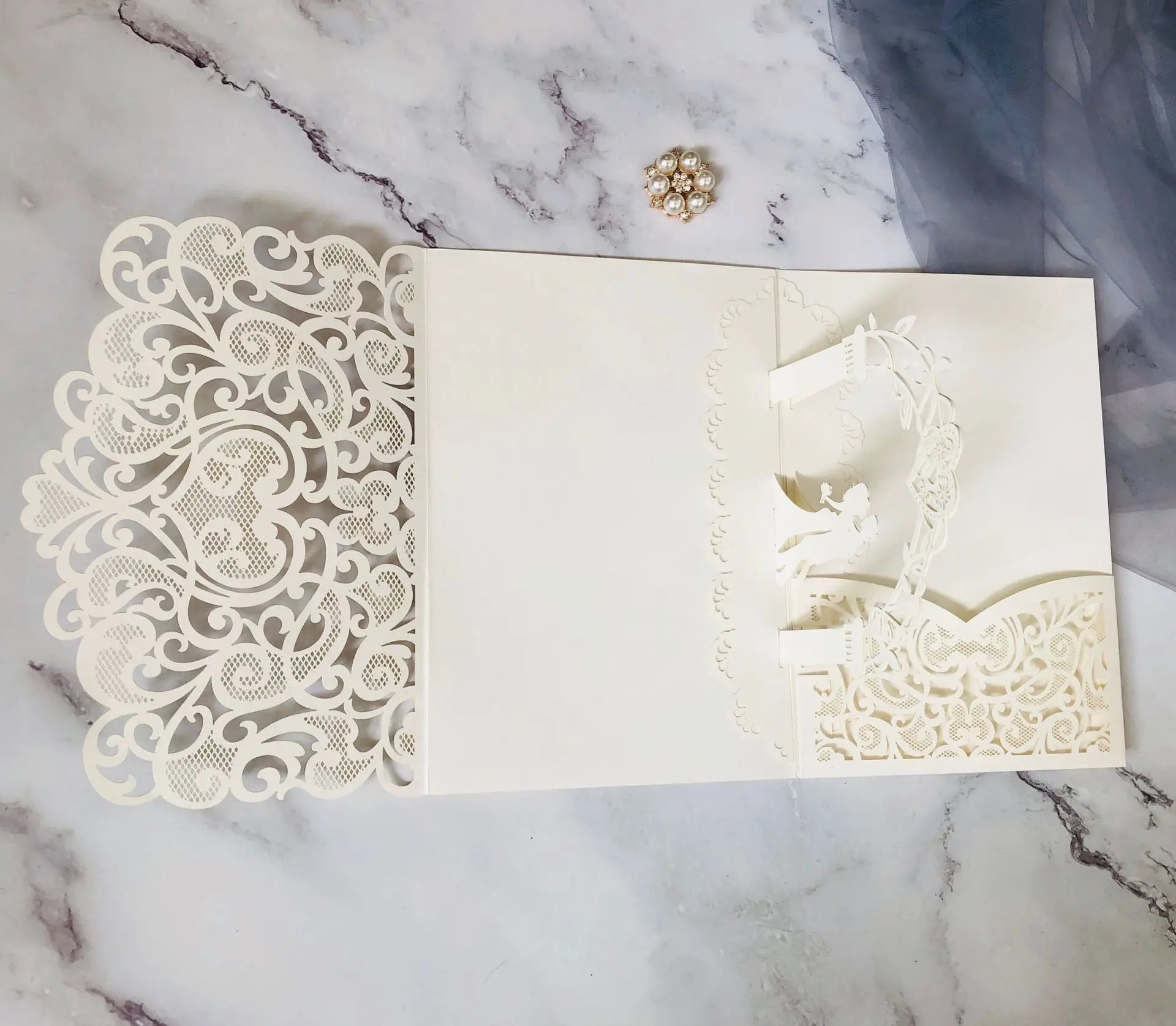 Изготовленный на заказ Печать 3D Pop Up Жених и невеста Белый цвет приглашение