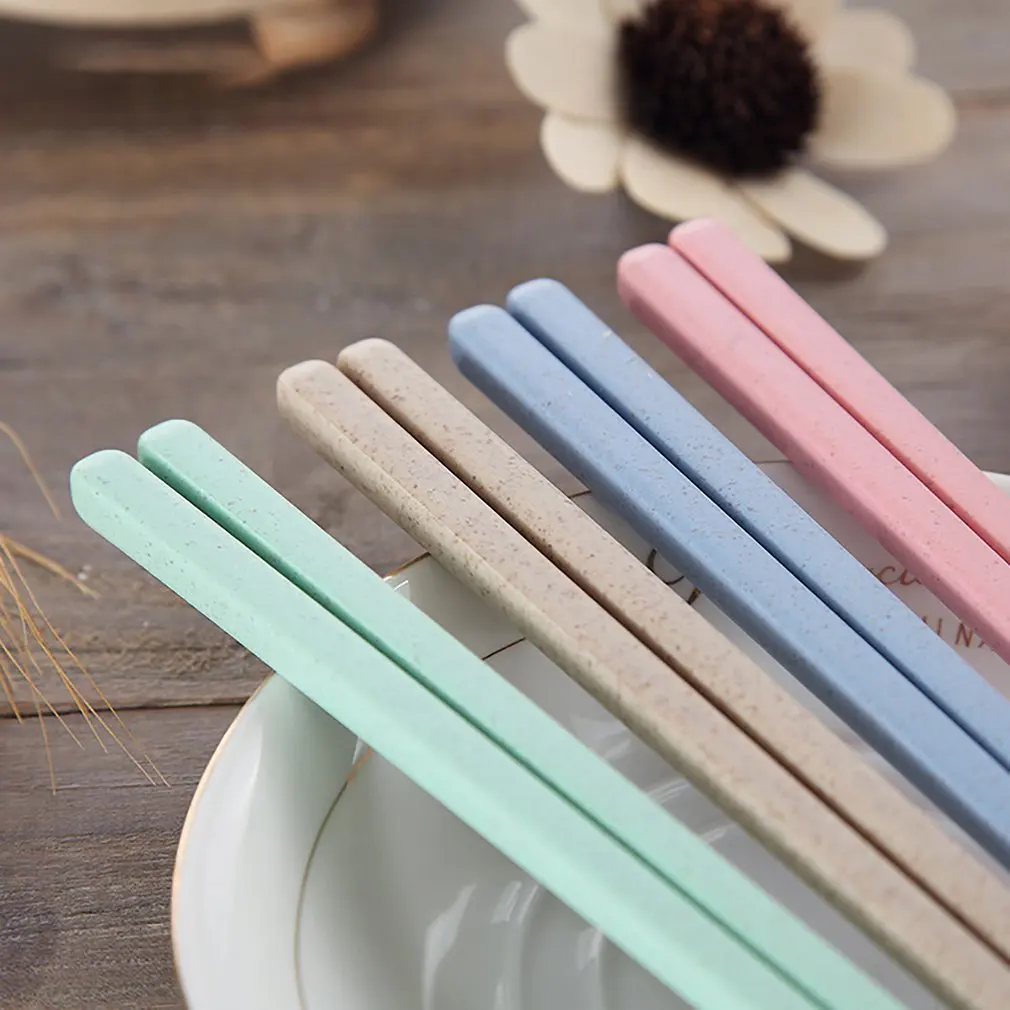 

4 Pair/SET Chinese Chopsticks Eco-Friendly Plastic Chopsticks Food Sticks Hashi With Portable Box Travel four Pairs Set