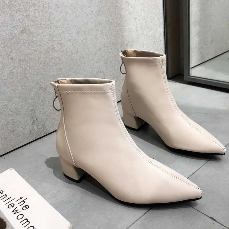 Новинка 2019 года белые ботинки женские пикантные на высоком каблуке Модные