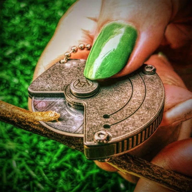 Женский мини портативный открывающийся Экспресс бокс из титанового сплава