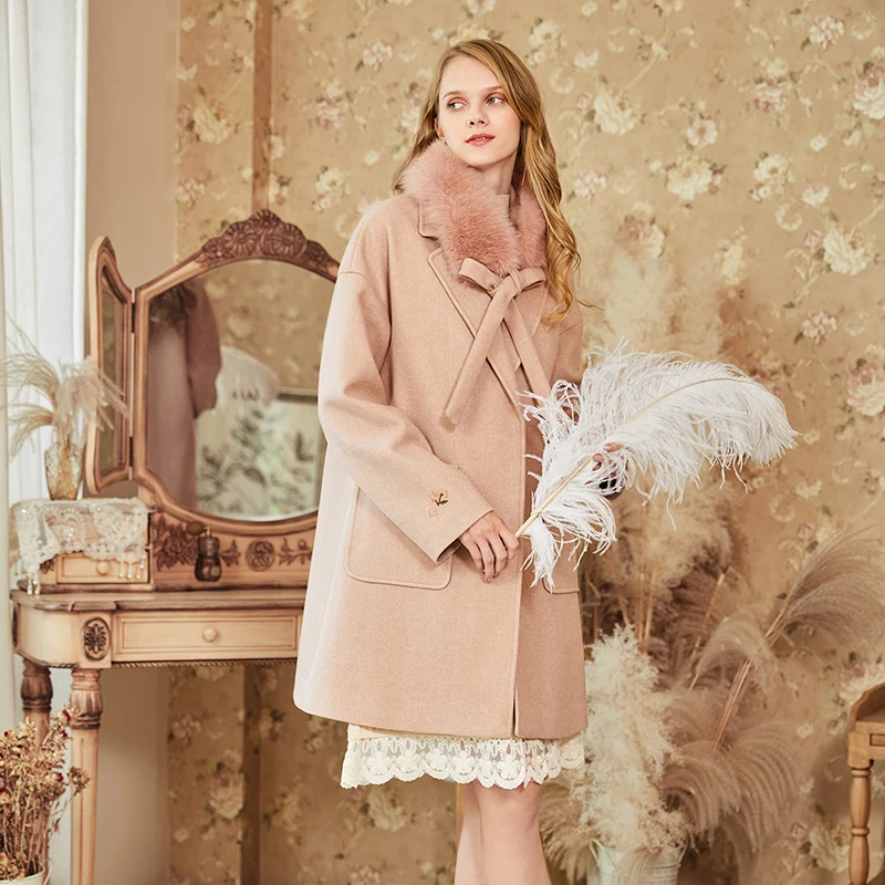 ARTKA зимнее Новое Женское шерстяное пальто Винтажное с элегантным съемным воротником воротник из лисьего меха шерстяное пальто свободная розовая шерстяная Верхняя одежда FA15282D