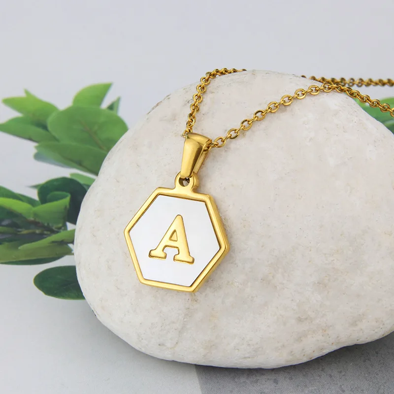 

Gold Initial Letter Charm Necklace Stainless Steel White Shell Hexagon 26 Letters Pendants Necklaces Women Jewelry Drop shipping