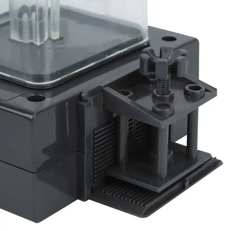 ЖК дисплей показывает Фидер рыбы регулируемый выход Автоматический фидер