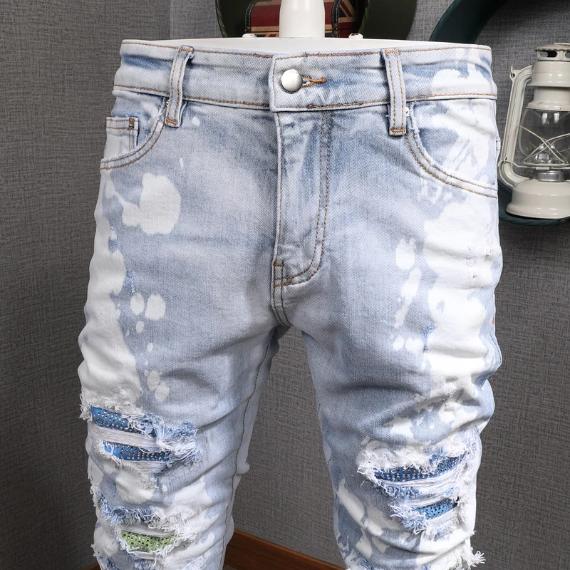 American Street Style Fashion Men Jeans Retro Light Blue Slim Fit Ripped Jeans Beading Patch Designer Hip Hop Denim Punk Pants
