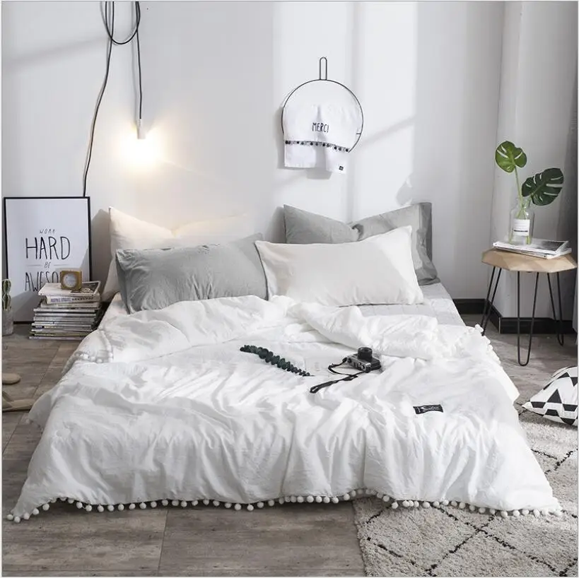 

Summer Quilt Solid Color Air Condition Comforter with little white Pompons Thin Throw Blanket many colours bedding