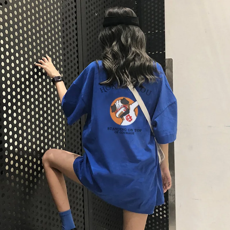 Женская свободная футболка с коротким рукавом однотонная короткая круглым