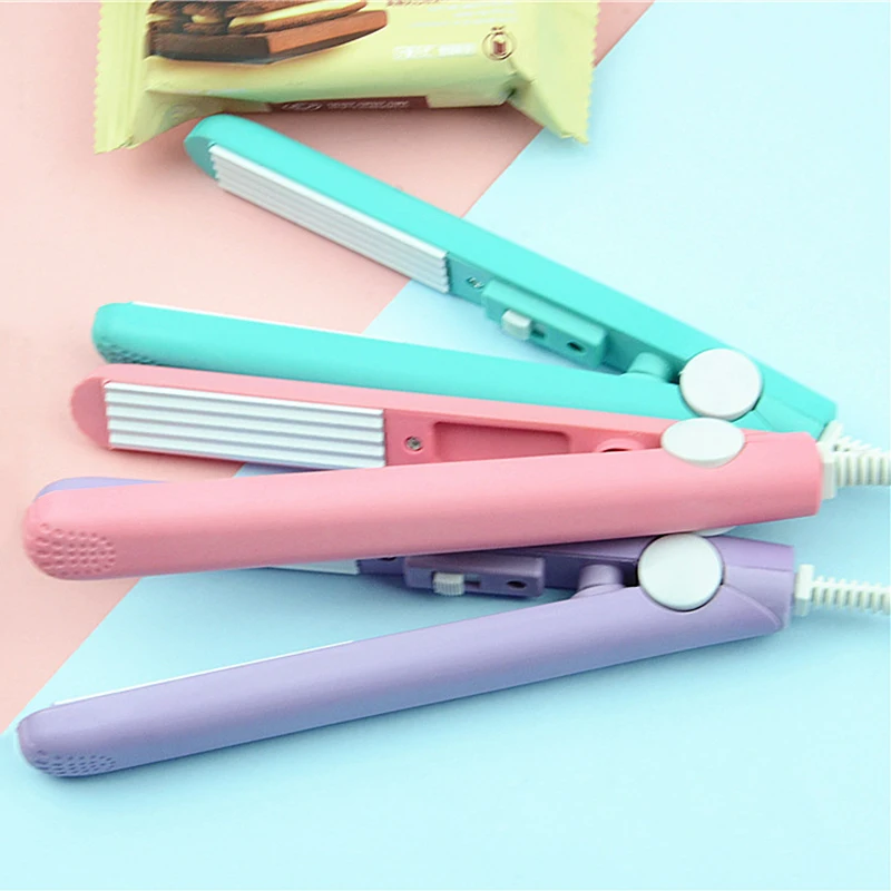 

220V EU Plug MIni Hair Straightener for Girls Hair Iron Straightening Irons Hair Curler Portable Flat Iron for Women Hair Wave