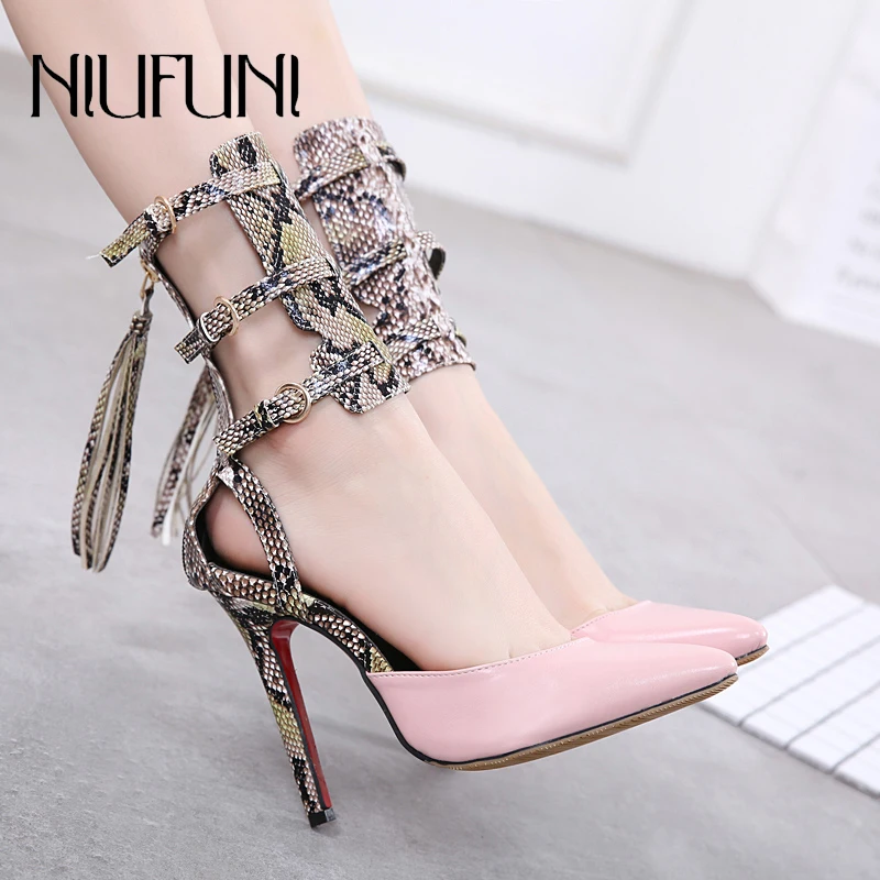 

NIUFUNI High-Top Pointed Ultra-Fine High-Heeled Women's Sandals Hasp Tassels Side Hollow Women's Shoes Snake Print Single Shoes