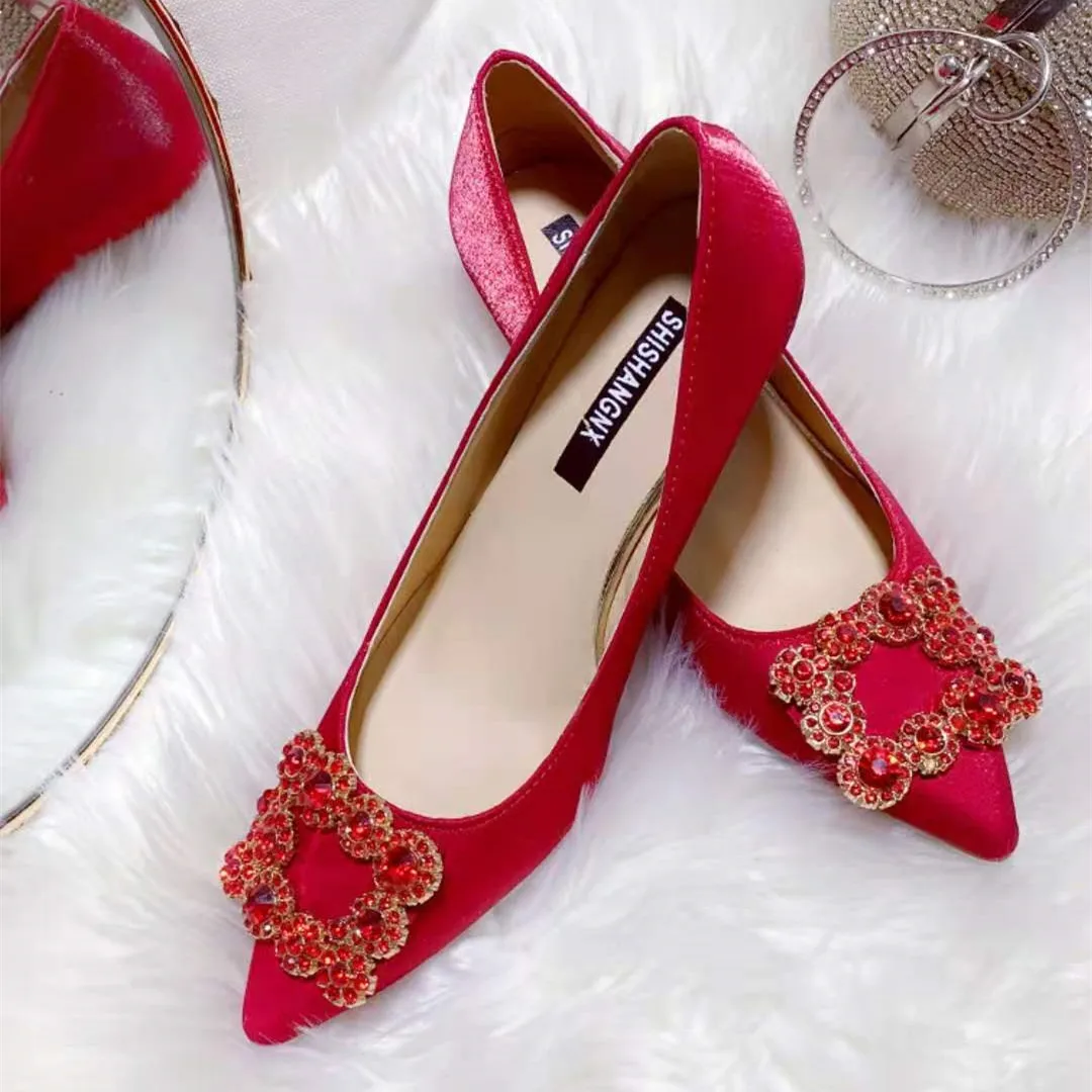 

2020 new Korean version shallow mouth pointed thin heel super high heel night club personalized wedding shoes large show single