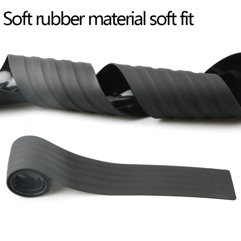 Защита для заднего бампера автомобиля универсальная черная резиновая