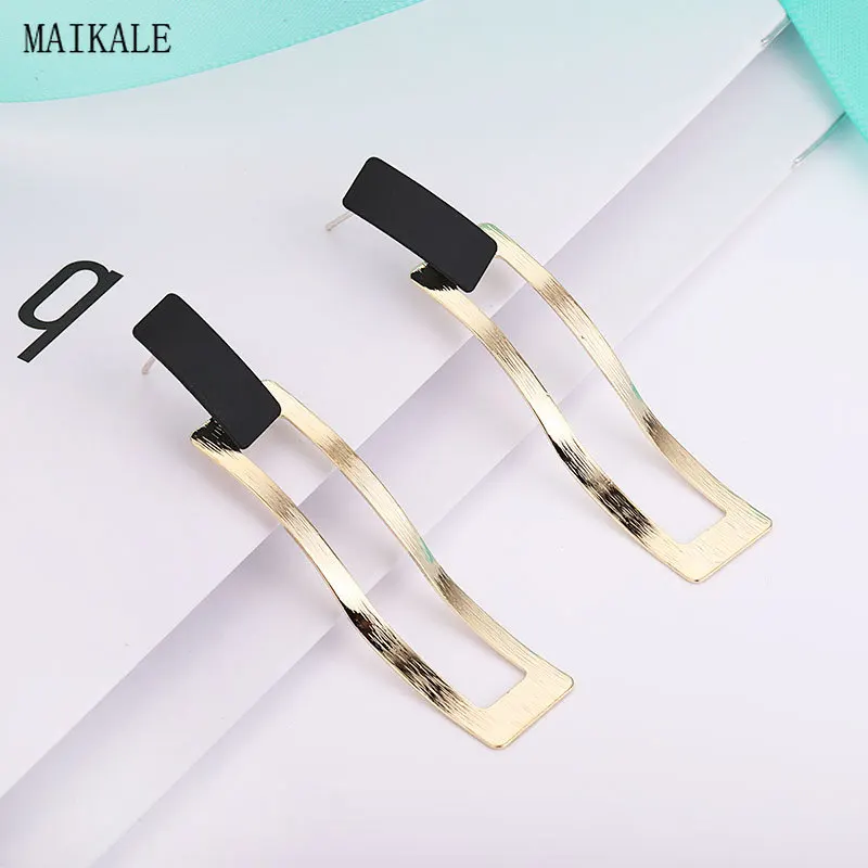 MAIKALE, классические висячие серьги, квадратные геометрические медные Подвески, черные металлические серьги для женщин, простые корейские ювелирные изделия, вечерние серьги