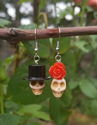 Gothic Skull with Red Rose Dangle Earrings,Day of The Dead Earring,Funny Skull,Halloween Earring - Goth Earrings -Gift for Her