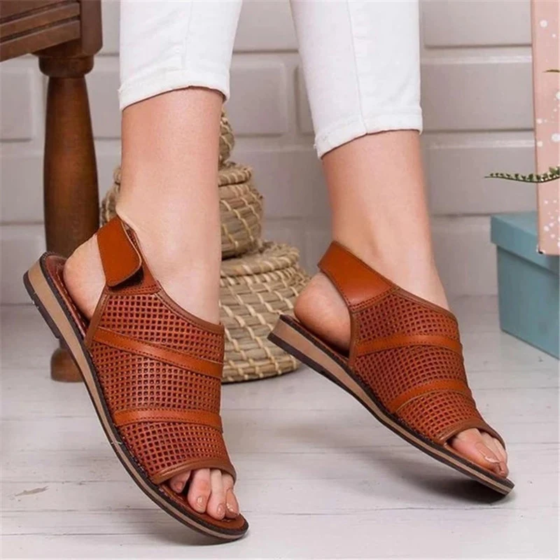 

2020 Women Summer Flat Sandals Ladies Ankle Buckle PU Beach Shoes Woman Slingback Peep Toe Casual Fashion Female Shoes