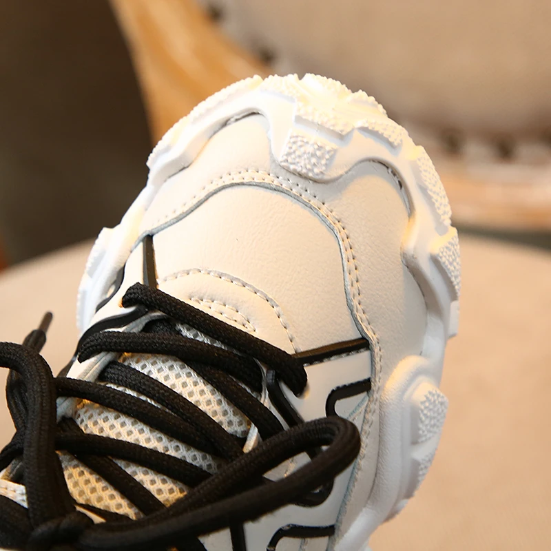 Детская обувь для больших мальчиков спортивная бега кроссовки девочек модная