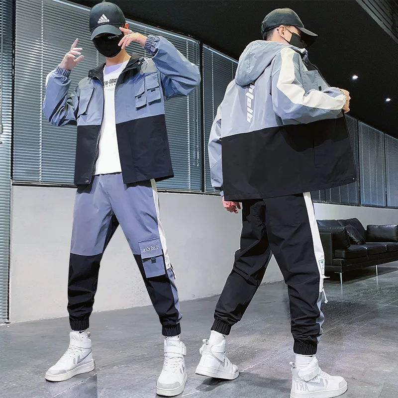 

2021 Fashion 2 Pieces Sets Mens Fashion Cargo Tracksuit With Pockets Military Jackets And Loose Fitness Elastic Waist Pants Sets
