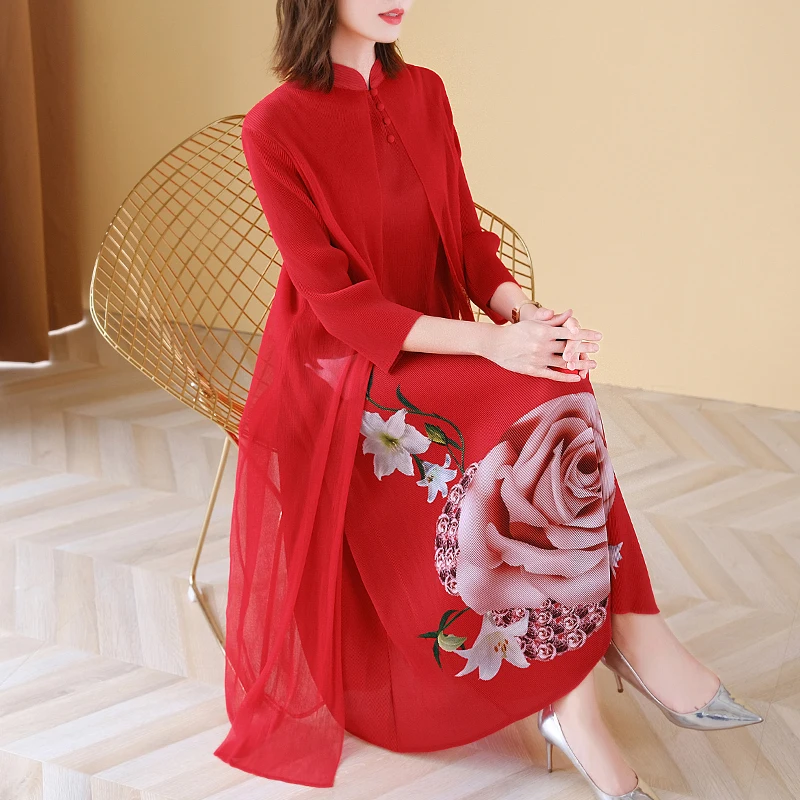 

Plus Size Women Clothing Vintage Print Dress Autumn 2020 Stand Collar Loose Stretch Miyake Pleated Red Improve Cheongsam Dress