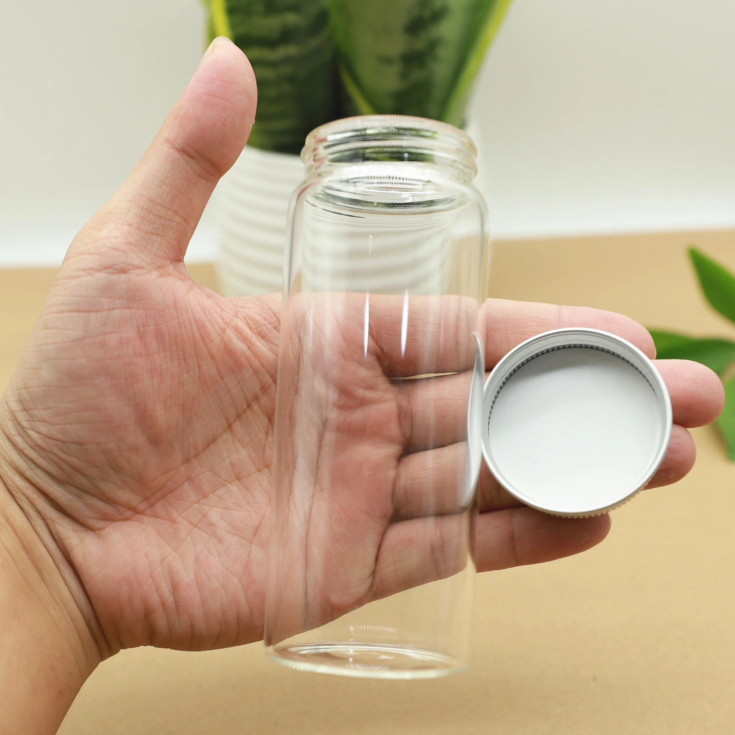 

6 Pieces 47*120mm 150ml Aluminum Caps Glass Bottles Spicy Storage Jar Bottle Food Containers Glass spice candy Jars Vials