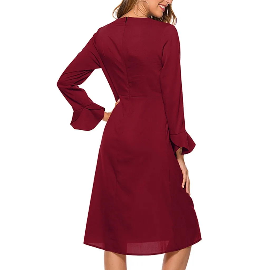 Платье женское осенне зимнее однотонное с V образным вырезом и длинными