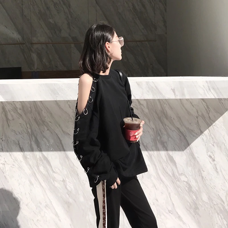 

Women's Hoodies Solid O-Neck Sweatshirts Autumn Shoulderless Korean Ring Decoration Long-sleeved Hoodies Female Pullovers PL142