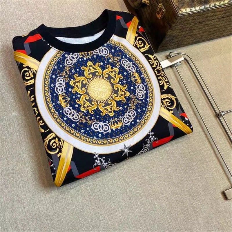 

New High-Quality Luxury Brand Designer's Top Hoodie, Casual Fashion And Hot Selling Men's Pullover Hooded Sweatshirt