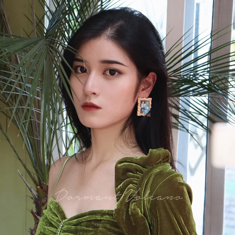 Женские винтажные серьги гвоздики AOMU в стиле барокко с металлической оправой и