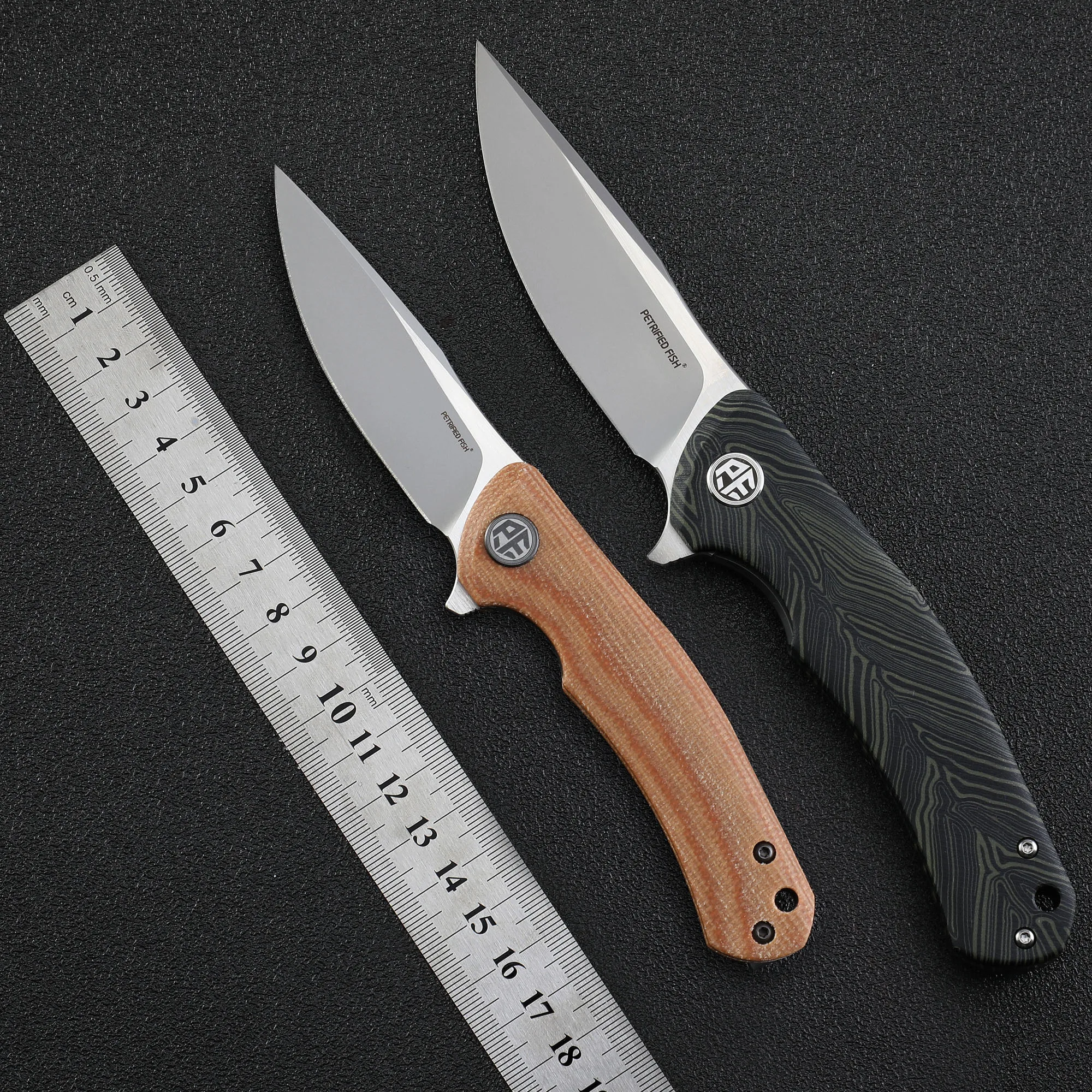 

Petrified fish PF949 flax handle K110 steel folding knives ceramic ball bearing hunting knife outdoor camping EDC tool