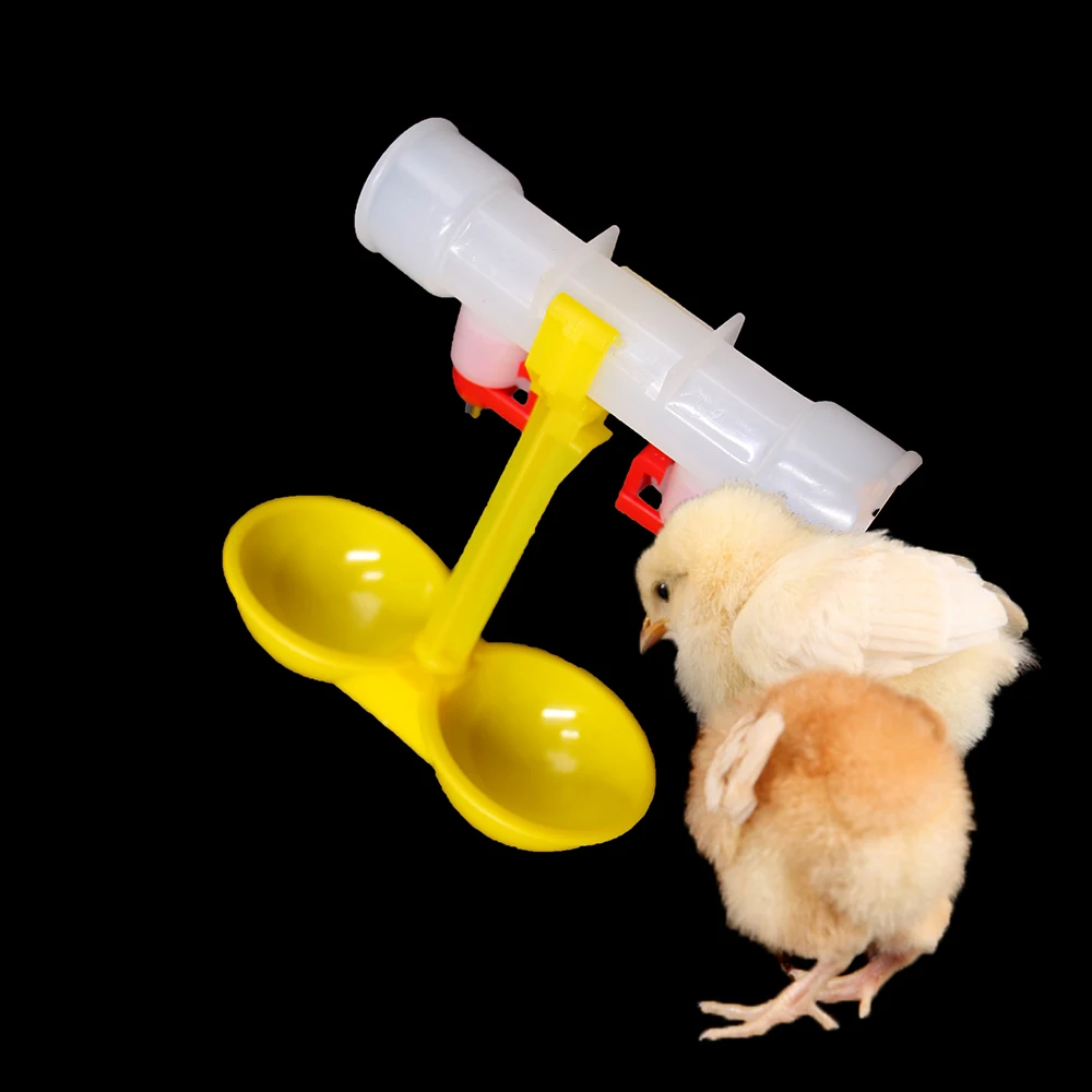 Соска поилка пластиковая автоматическая с двойной головкой для цыплят и птиц 25