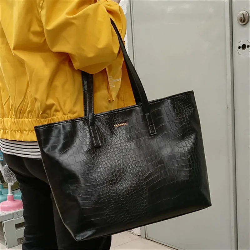 

Tote Bags for Women 2021 New Fashion Crocodile Pattern Retro All-match High-quality Shoulder Large-capacity Tote Bag Handbags Gg