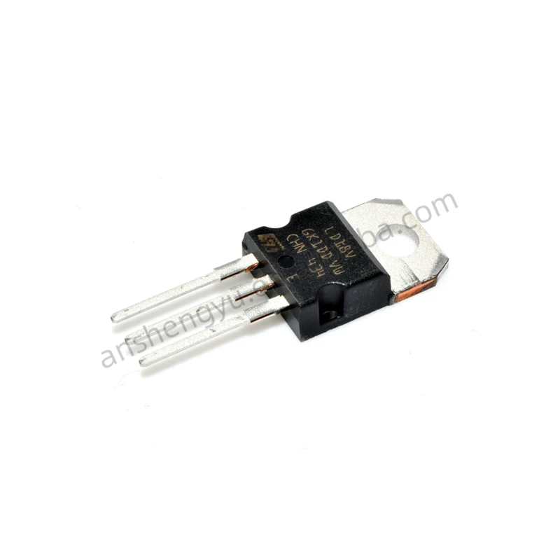 LM1117 1.8V LD1117V18 LD18V LD1117 800mA TO 220 Регулятор напряжения IC Triode интегральные схемы новинка
