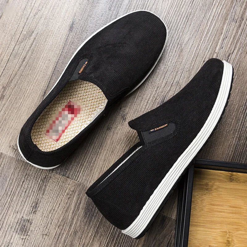

Spring and Autumn 2021 New Flat Breathable Casual Shoes Men All-match Sports Shoe Male Slip on Comfortable Soft Bottom Men Shoes