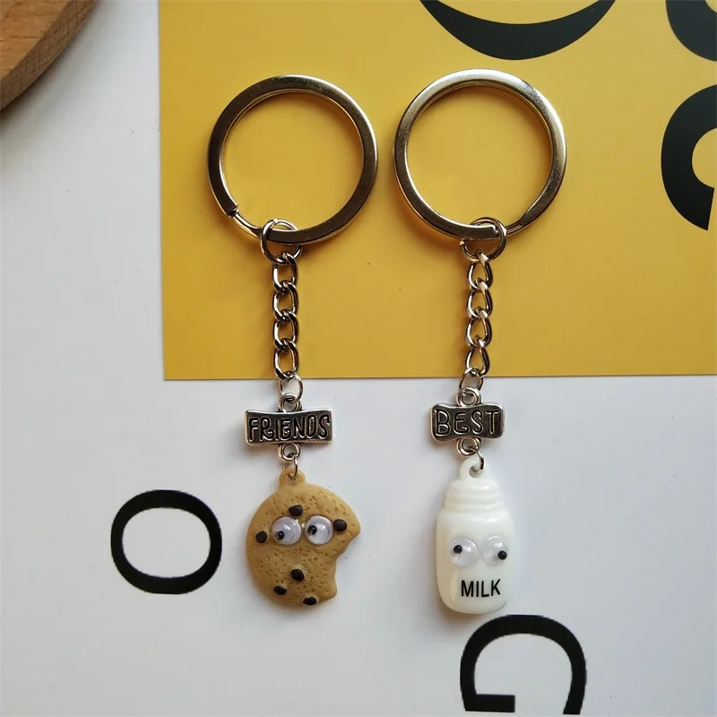 Необычный брелок. Брелок darkside. Лучший брелок. Best friends брелок. Брелоки для ключей автомобиля.