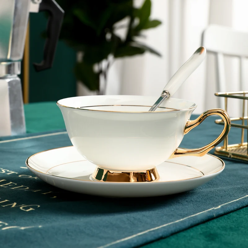 Кофейная чашка с белым золотым краем чашки для эспрессо элегантная керамическая