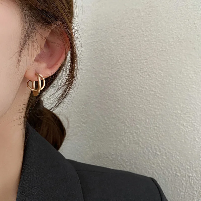 

LByzHan 925 Sterling Silver Geometric Oval Hoop Earrings For Women Simple Metal Style Earrings For Women
