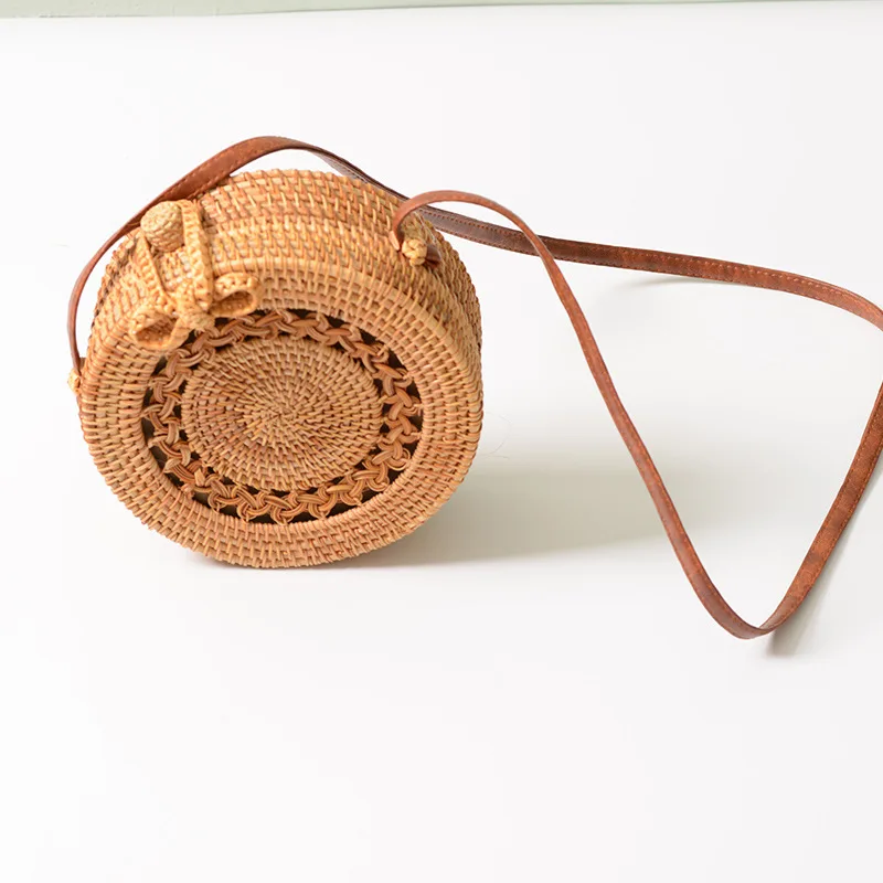 

Rattan ins hollowed out basket basket basket basket Antique Art Hand Woven PU belt