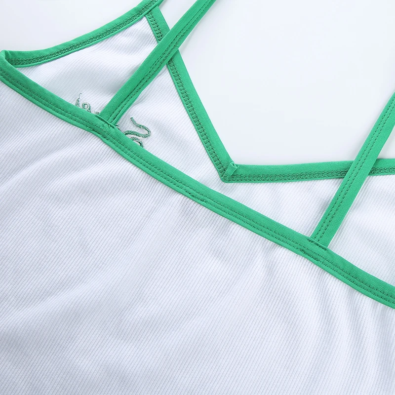 Комбинезон женский летний на тонких бретелях с надписью 2020 |