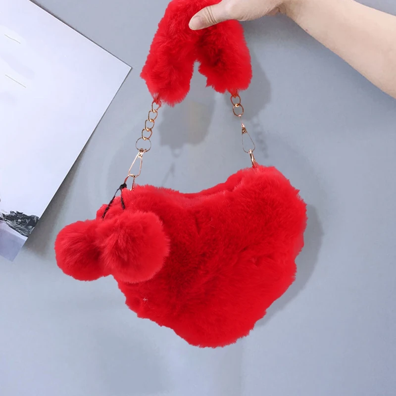 Новая женская зимняя плюшевая сумка в форме сердца модная для телефона
