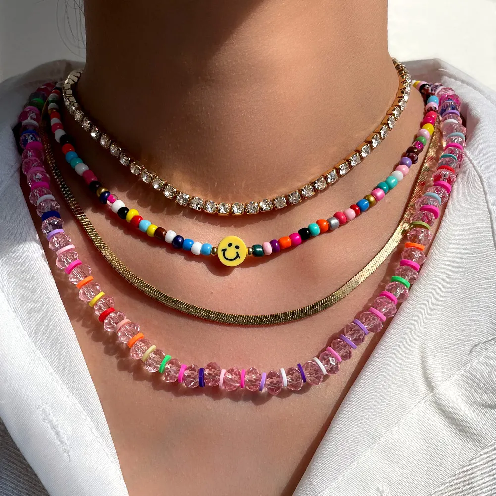 

Beach Style Multilayer Candy Color Smile Face Pearl Beaded Choker Necklace Rhinestone Short Chain Gold Snake Necklaces 2021 New