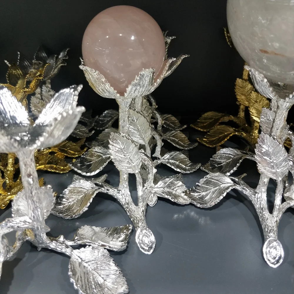 

Crystal ball base Craft Crystal Ball Stand Gemstone Egg Office Metal Base Home Decor Sphere Holder Engraved Gift