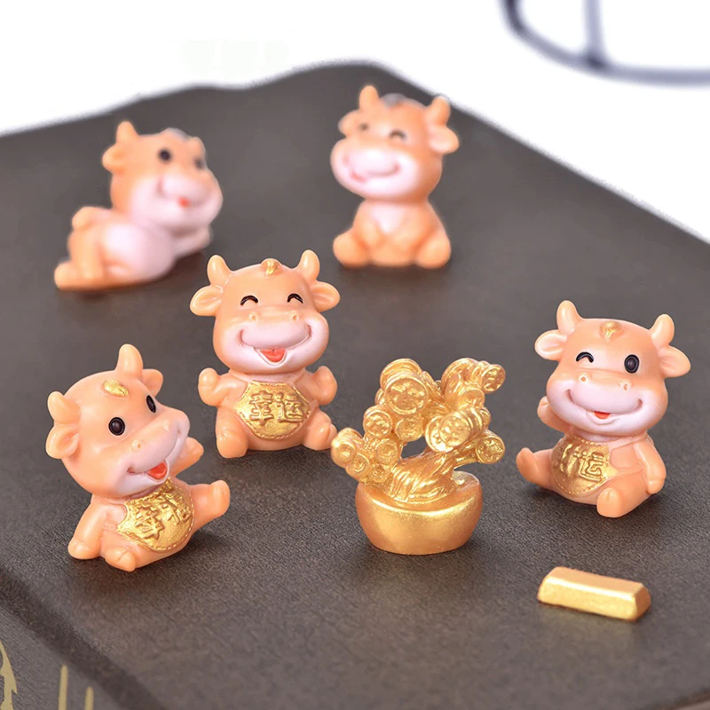 

Home Decoration Figurines Miniature Microscape DIY Decorative Ornament Lucky Cute Cow Resin Crafts Accessories Decor Animals