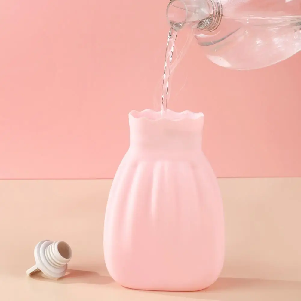 

Hot Water Bag 4 Colors Warm Water Bag Silicone Multi-purpose Warm Relieve Stress Silicone Hot Water Bag