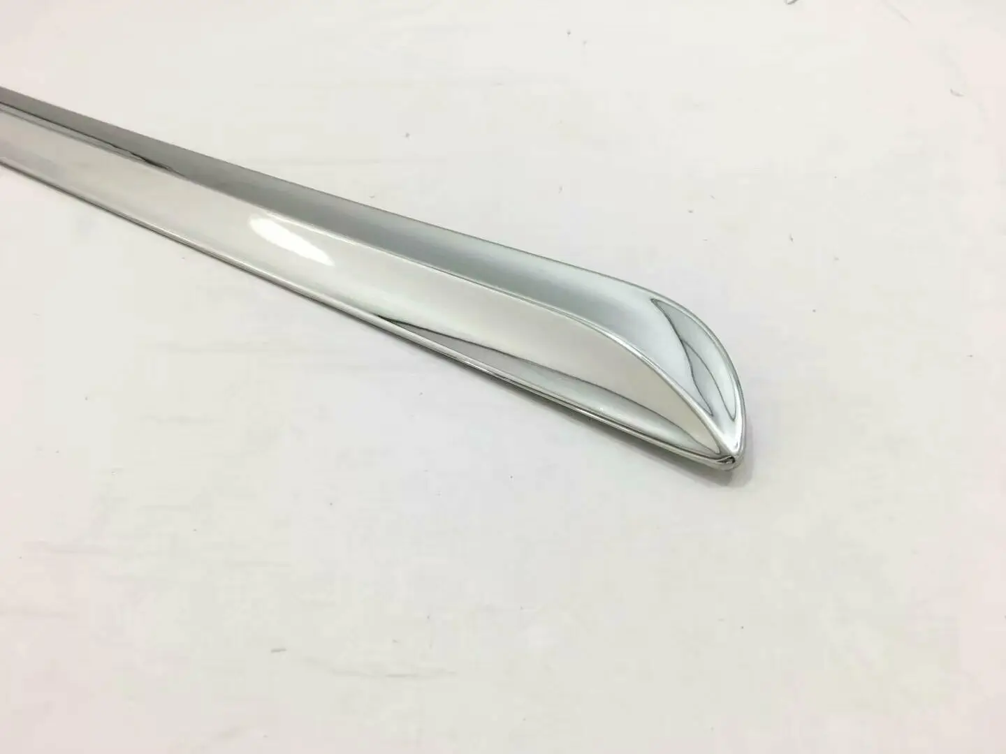 

Car ABS Chrome 4 Door Side Body Trim Cover For Toyota Camry 2018-2019